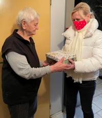 Láska v krabičkách aj pre humenských seniorov