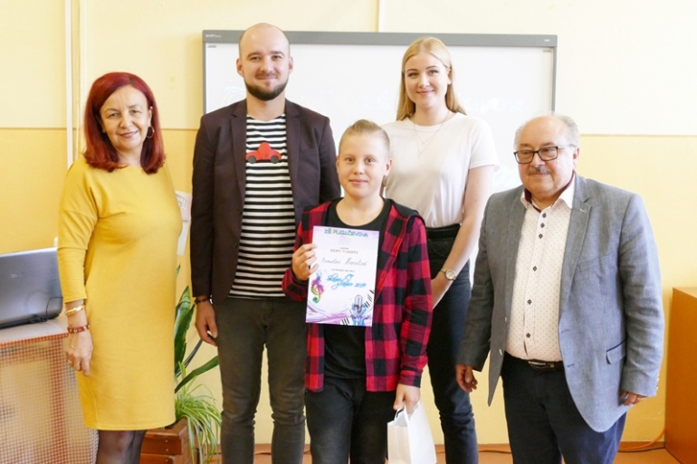 Slávici z lavice na Pugačevke 2019