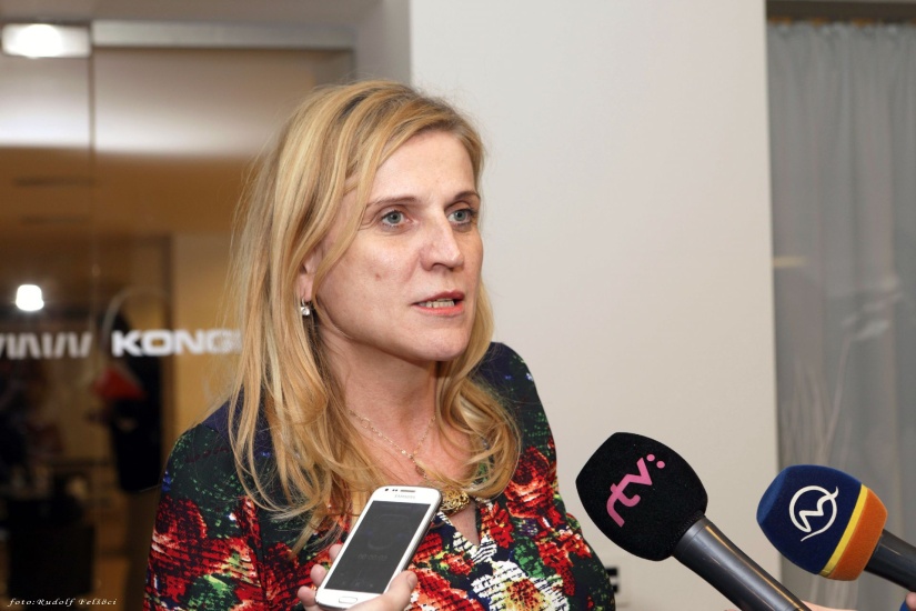 Primátorka mesta Jana Vaľová odpovedá po rokovaní Veriteľského výboru Nexis Fibers na otázky