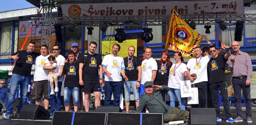 Súťažiaci pivného behu 2017