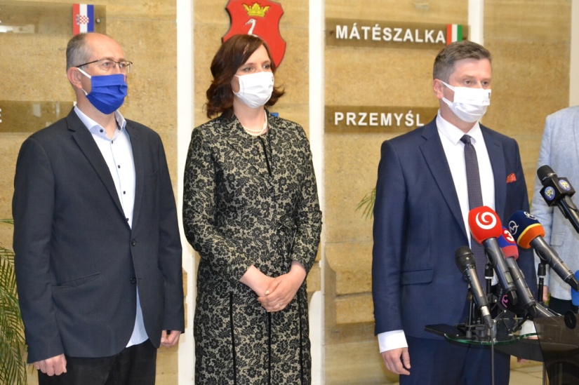 Tlačový brífing Peter Kremský - Veronika Remišová a Miloš Meričko