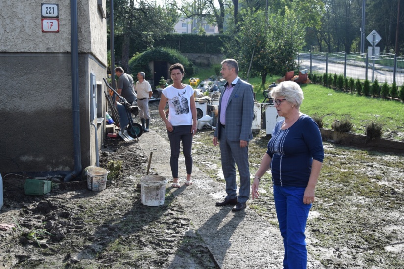 Dvor po povodni na Kudlovciach