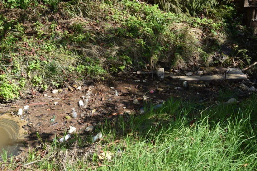 Odpad v Kudlovskom potoku