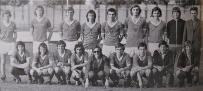 Dorastenci Chemlonu Humenné 1976/77. Ján Pirič (úplne vpravo)