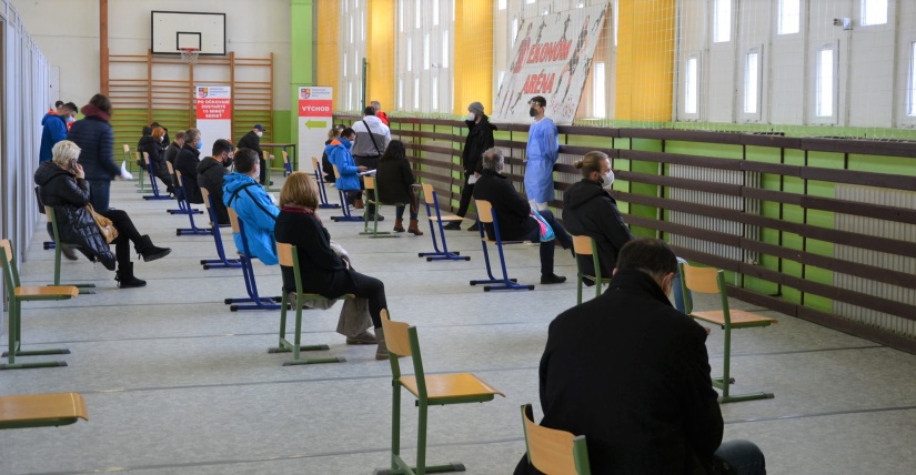 Veľkokapacitné očkovanie v Humennom (6.3.)