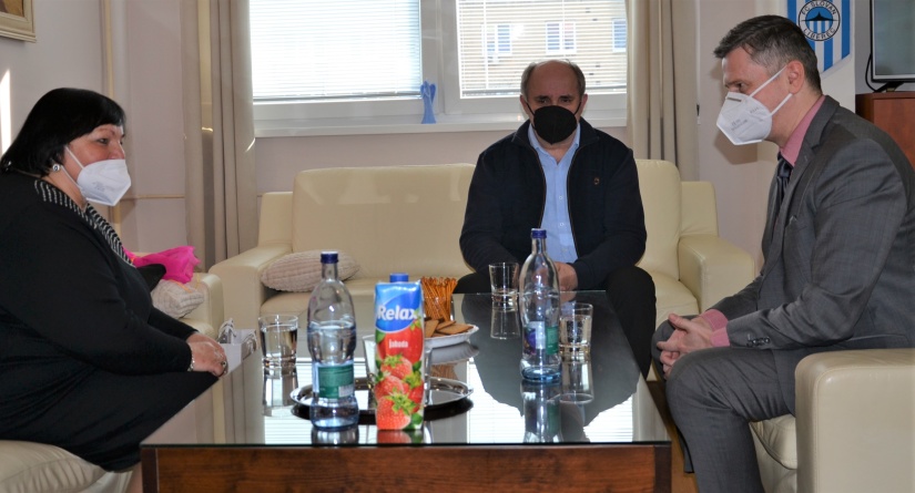 Viera Čurmová, Miroslav Kerekanič a Miloš Meričko