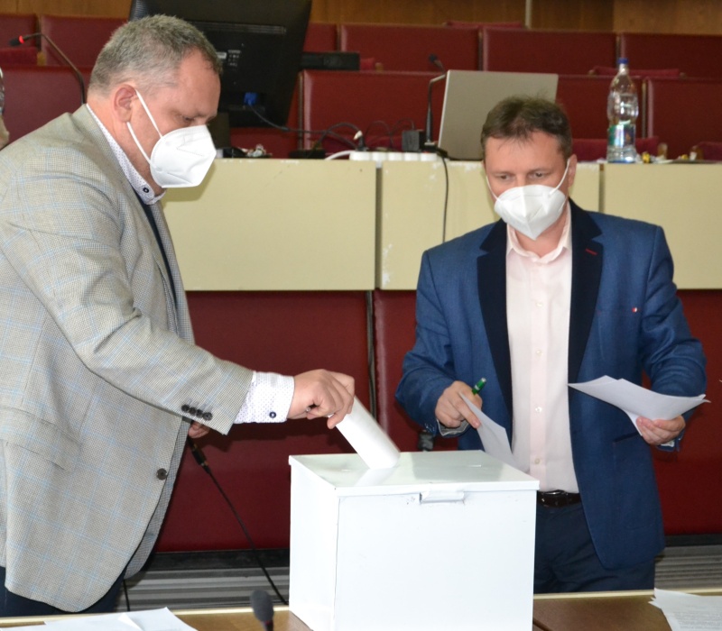 Hlasovanie poslancov MsZ Humenné