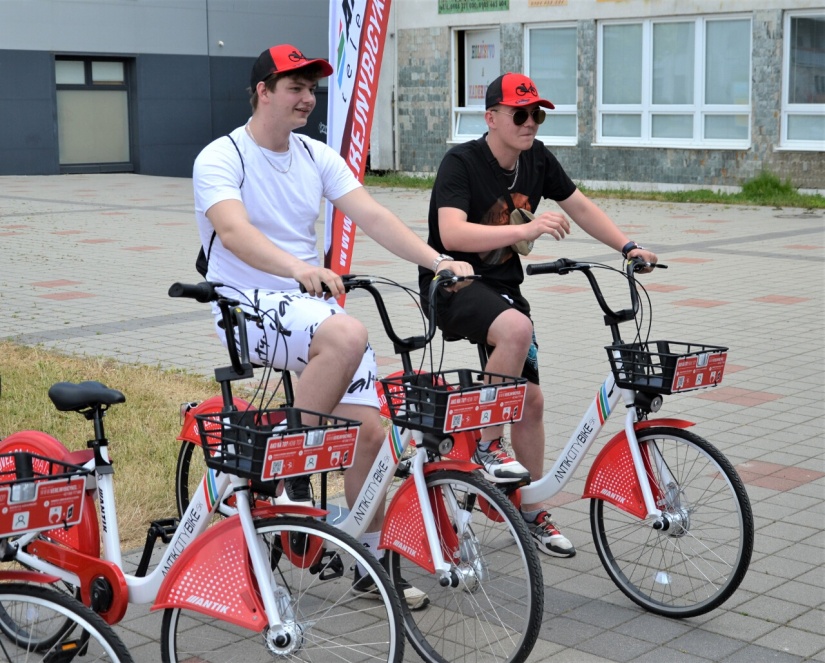 Bikesharing v Humennom: študenti Strednej odbornej školy polytechnickej