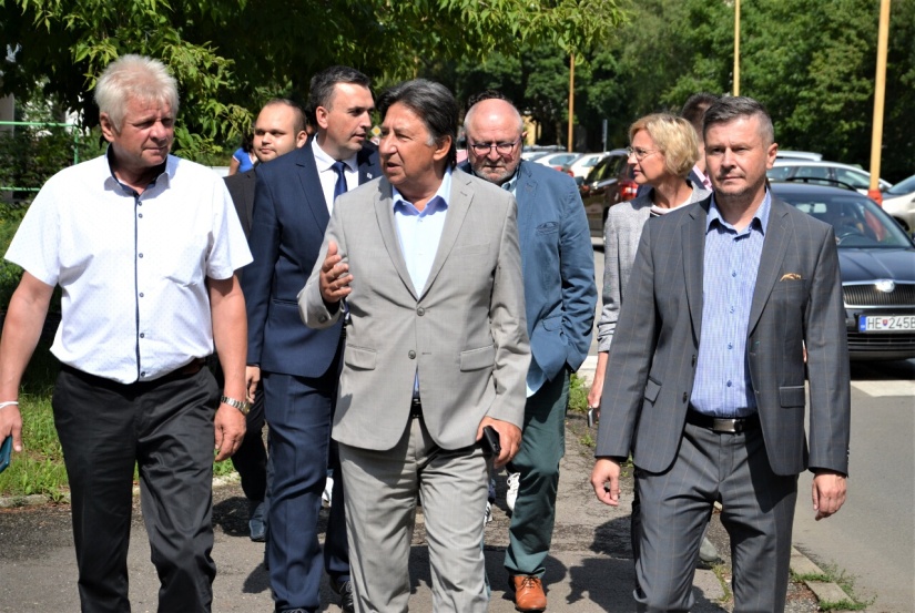 Ján Budaj, mInister životného prostredia, sa zaujímal o zber bioodpadu v Humennom