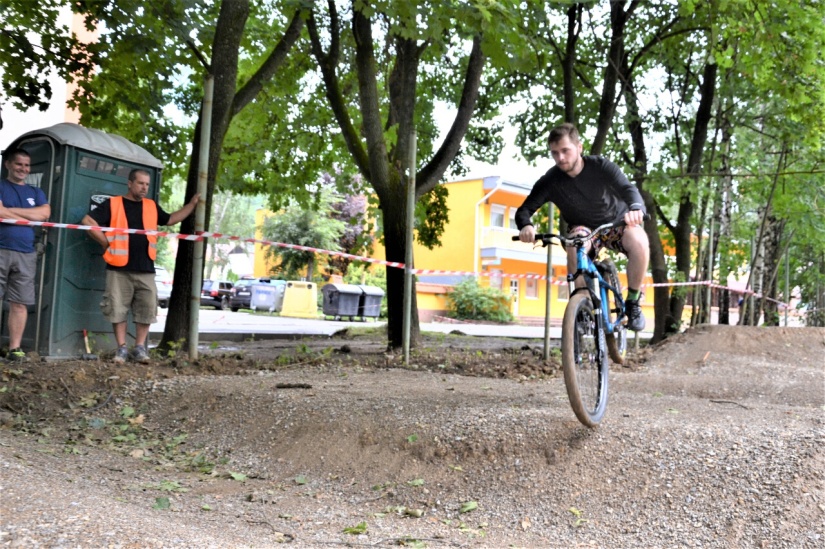 Pumptrack konzultovaný s cyklotrialistami