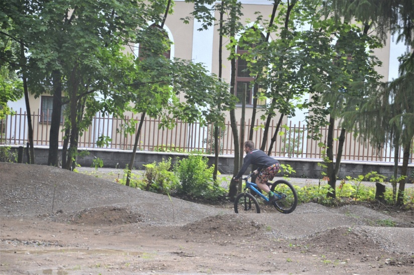 Pumptrack konzultovaný s cyklotrialistami
