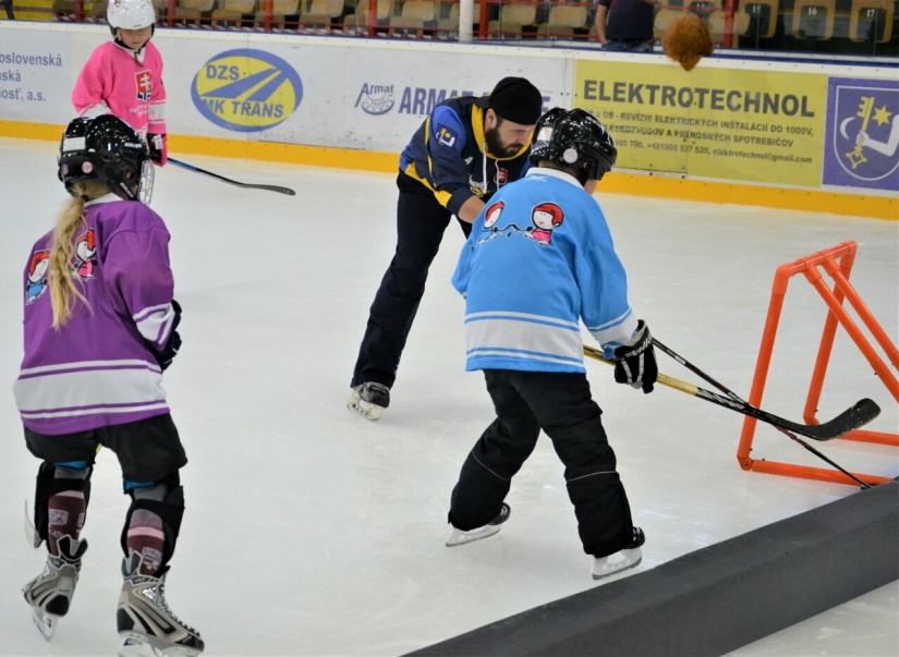 Mestské športové dni - hokej a krasokorčuľovanie
