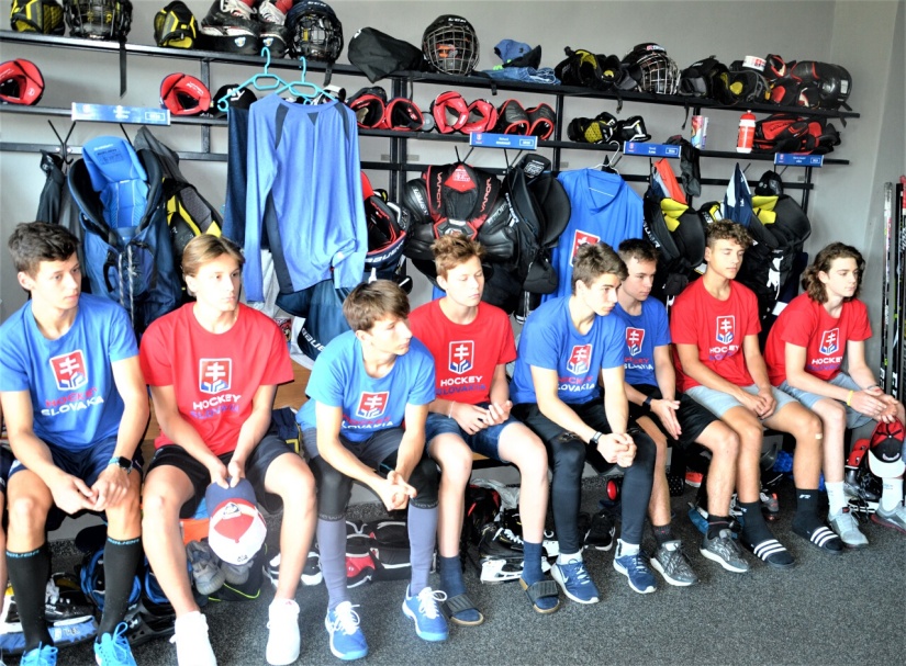 Hokejisti SR U-16 v Humennom