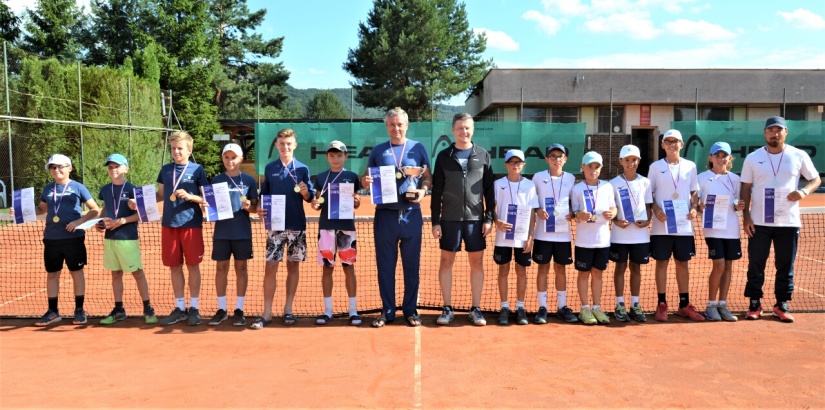 M-SR družstiev mladších žiakov v tenise - v Humennom - finalisti