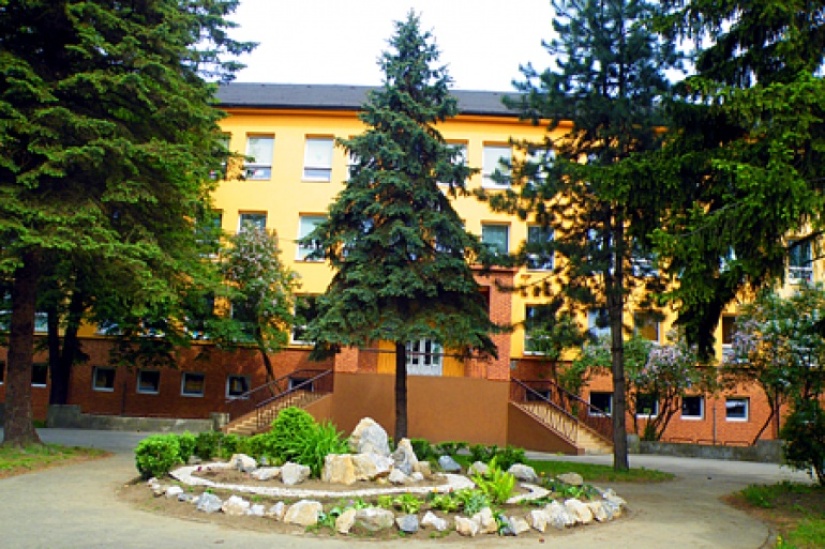 Základná škola Pugačevova