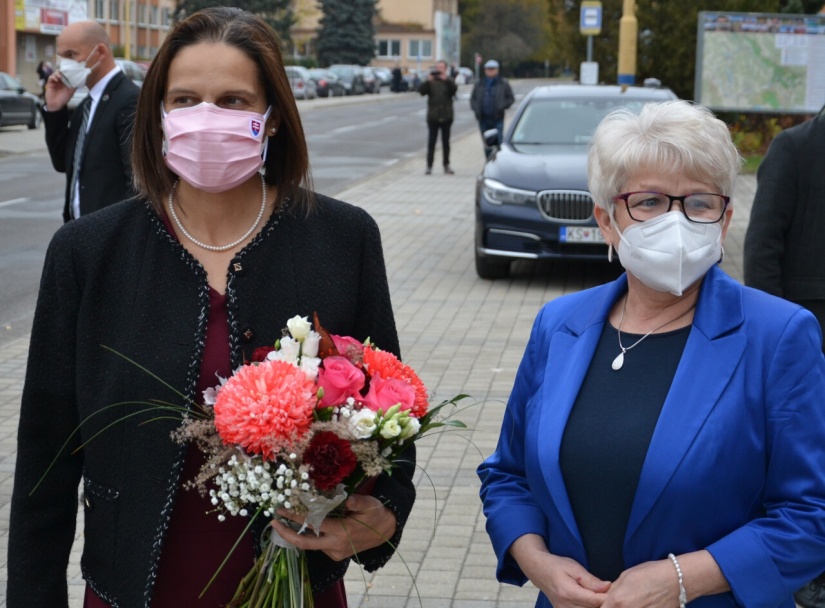 M. Kolíková a V. Kurťáková