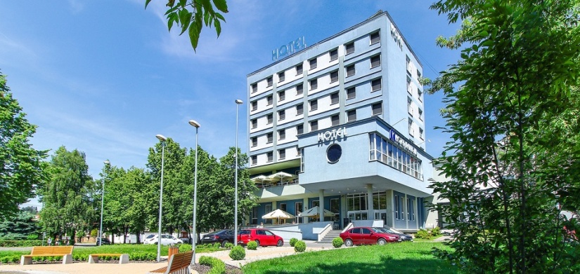 Hotel Karpatia v Humennom