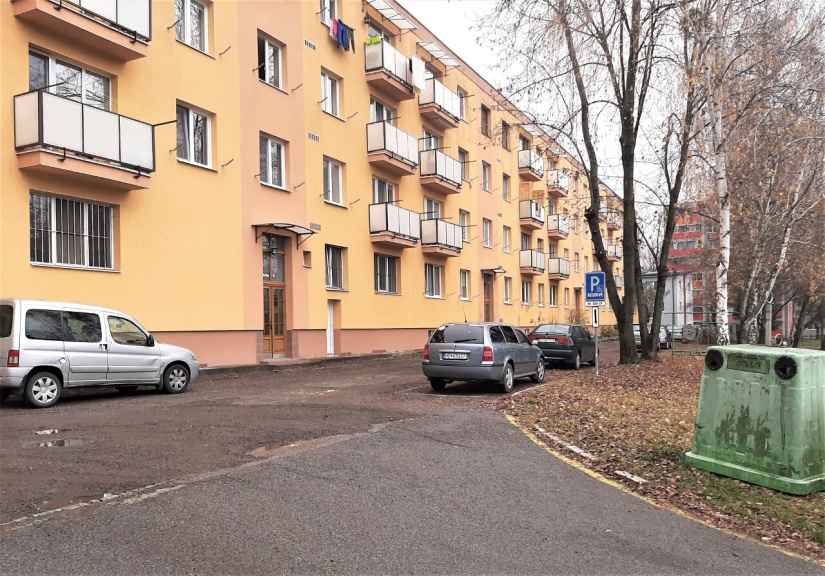 Rekonštrukcia parkovacieho miesta Gorkého ulice