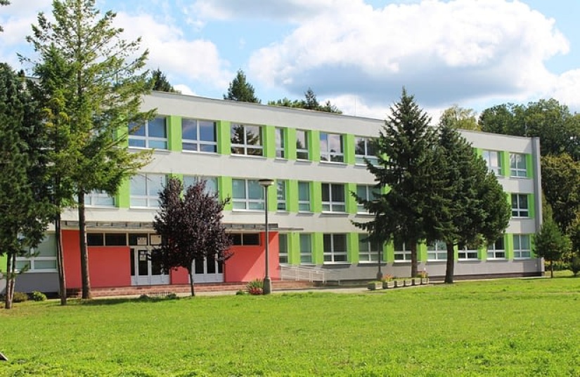 ZŠ Kudlovská
