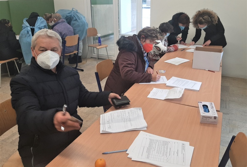 Veľkokapacitné očkovacie centrum (Obchodná akadémia) 5.12.2021