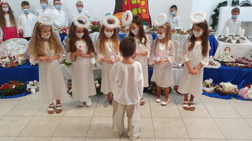 Výroba adventných vencov (ZŠ Hrnčiarska)