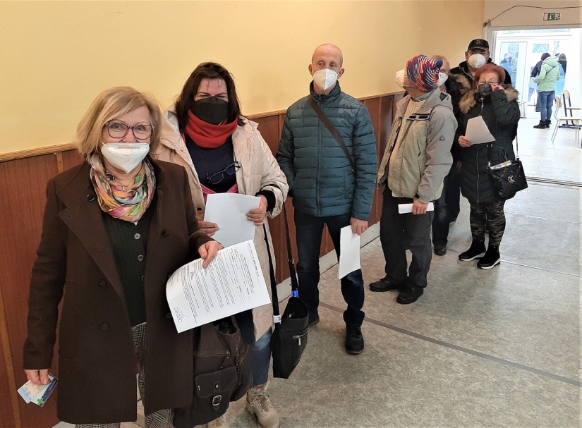 Veľkokapacitné očkovacie centrum (Obchodná akadémia) 12.12.2021