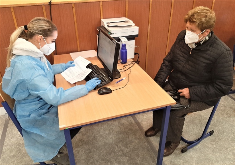 Veľkokapacitné očkovacie centrum (Obchodná akadémia) 12.12.2021