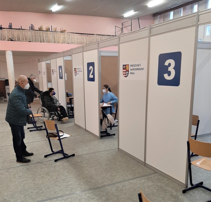 Veľkokapacitné očkovacie centrum (Obchodná akadémia) 12.12.2021