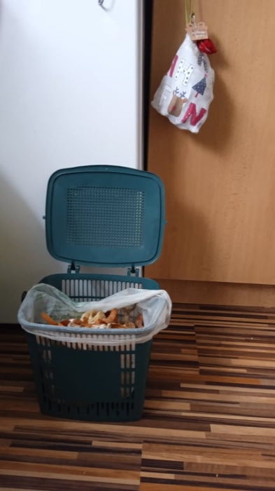 Zber biologicky rozložiteľného kuchynského odpadu (BRKO)