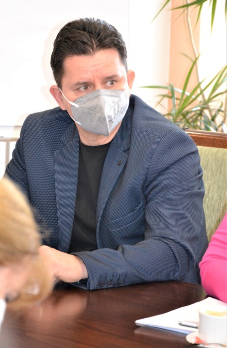 Porada s riaditeľmi ZŠ, MŠ, ZUŠ a CVČ - Norbert Koscelník (ZŠ s MŠ Podskalka)