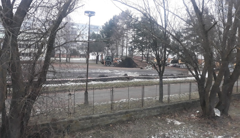 Rekonštrukcia športoviska ZŠ Laborecká (14.1.)