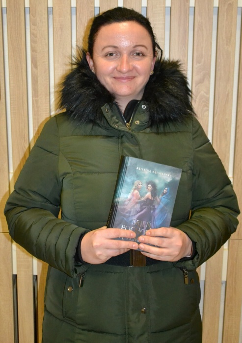Katarína Raganová - výherkyňa knihy Srieň, pochodeň a temnota (december 2021)