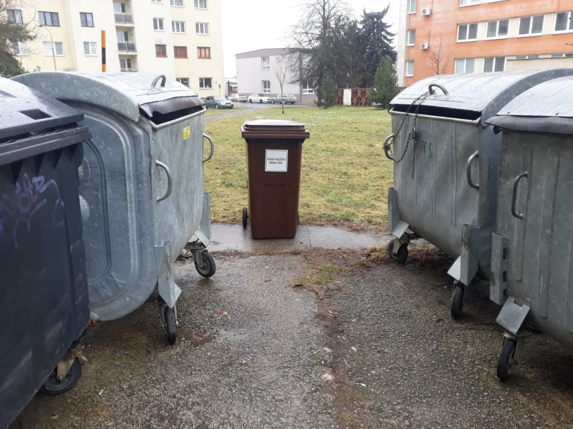 Zber biologicky rozložiteľného kuchynského odpadu (BRKO)