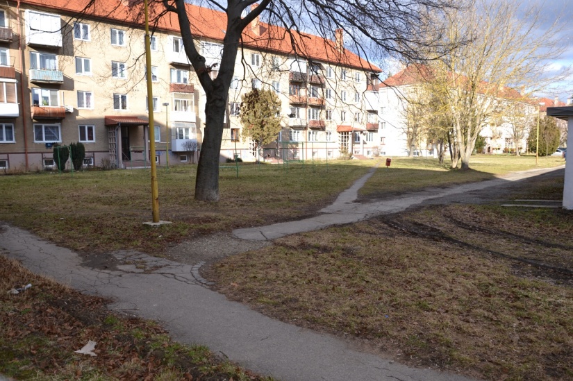 Dobrianskeho ulica - vnútrobloky pred obnovou