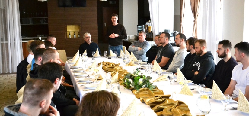HC 19 Humenné zhodnotil základnú časť sezóny