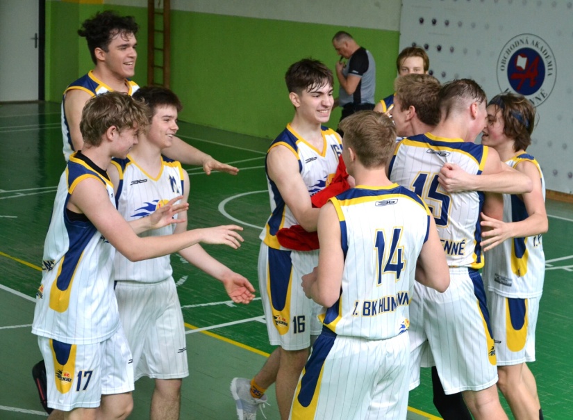 1. BK Humenné - L. Mikuláš 54:53 (juniori)