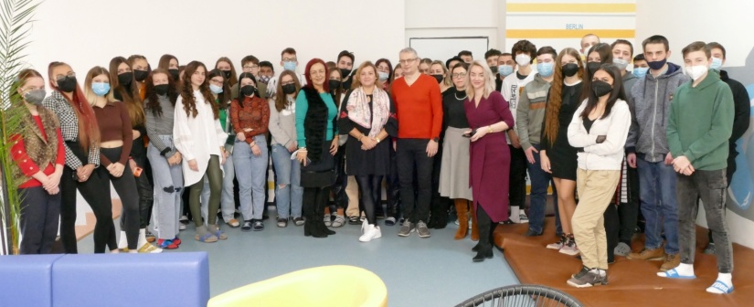 Základná škola Pugačevova oslavuje, spomína a motivuje