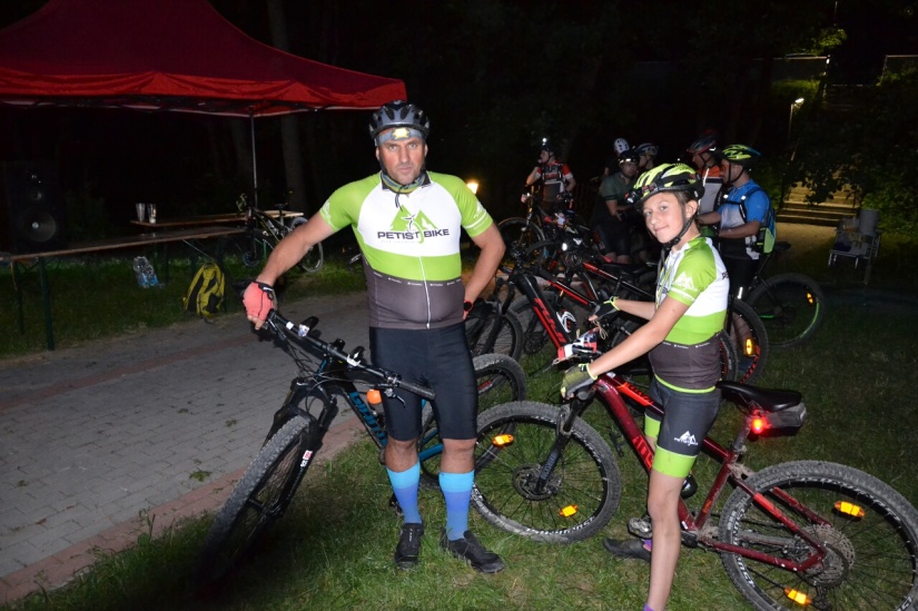 Nočná cyklistická časovka na Hubkovej
