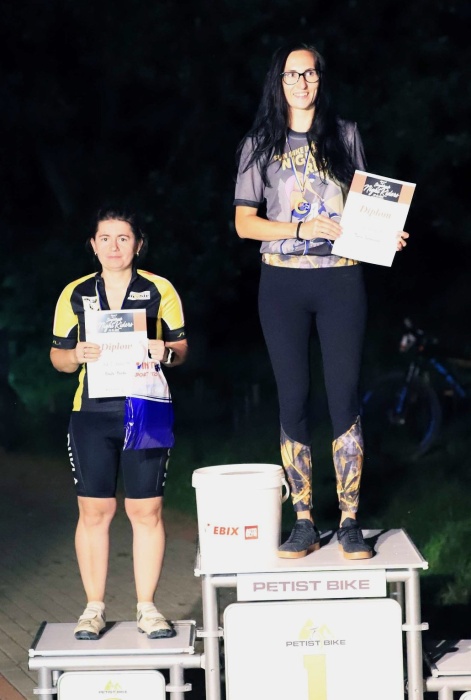 Nočná cyklistická časovka na Hubkovej