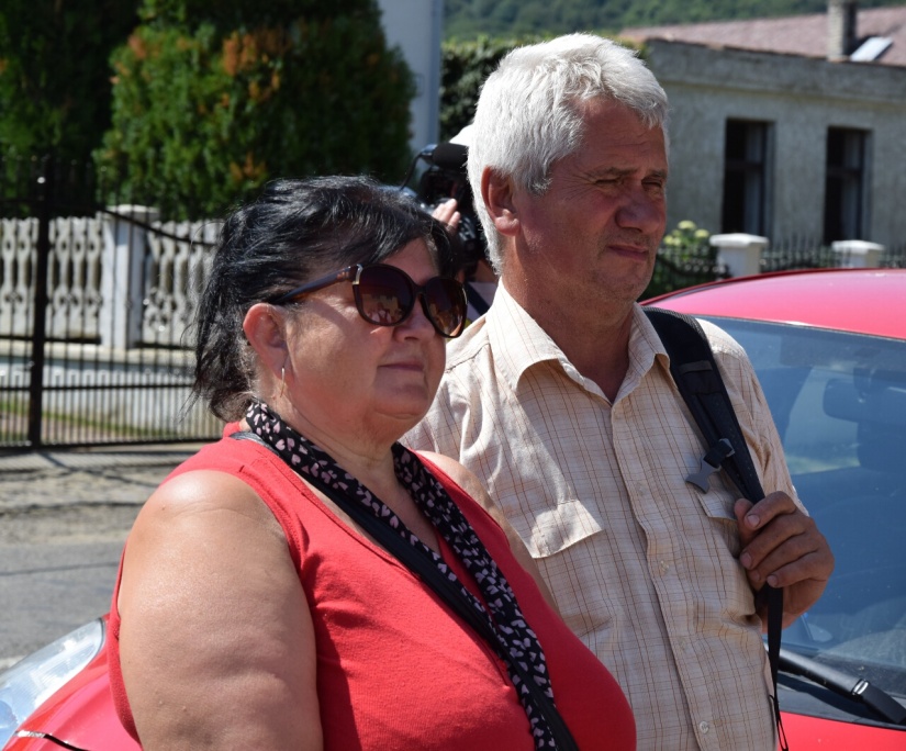 Pietny akt kladenia vencov v obci Chlmec