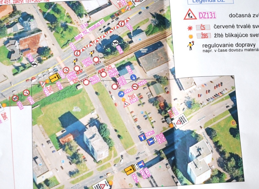 Vizuál - dvojité železničné priecestie "Humenné - mesto"