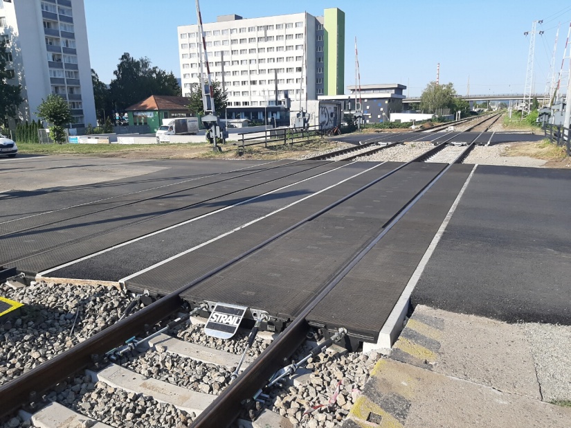 Železničné priecestie Humenné - Mesto opäť prejazdné