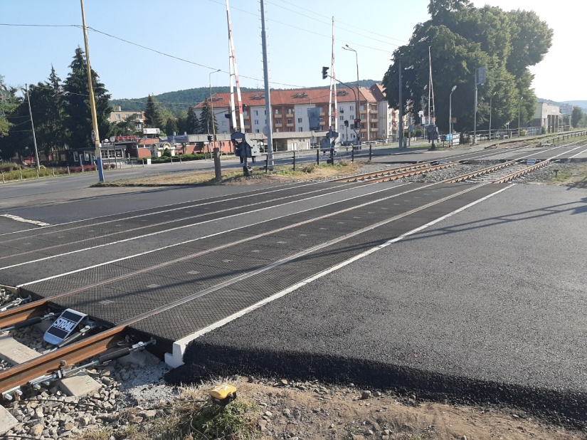 Železničné priecestie Humenné - Mesto opäť prejazdné