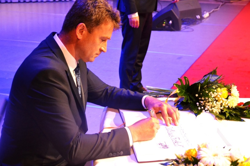 Športovec roka 2021 - Július Firkaľ, cenu prevzal otec Róbert