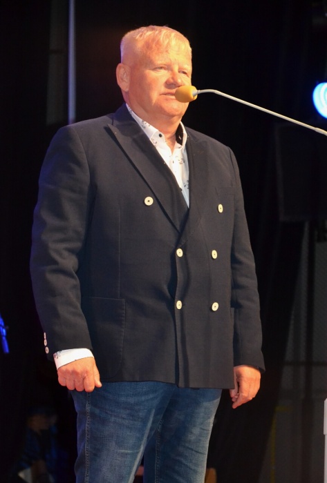 FK HUMENNÉ – Športový kolektív roka 2021, cenu prevzal Oskar Balogáč