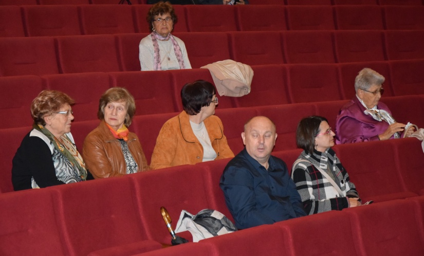 MISSA BREVIS so standing ovation