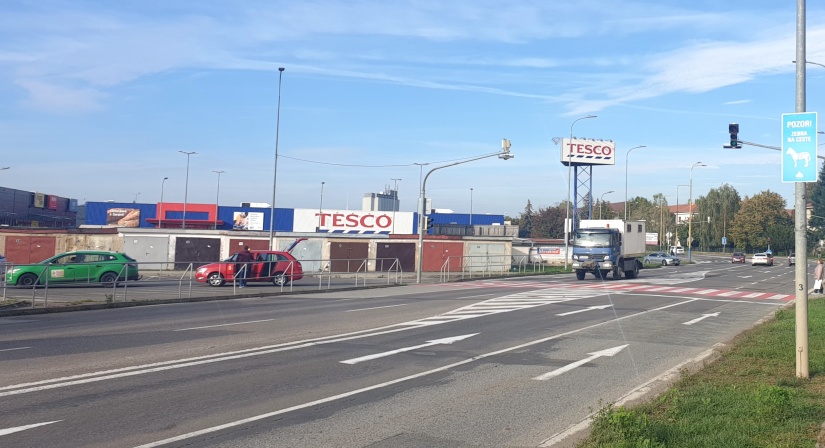 Priechod pre chodcov na Družstevnej ulici