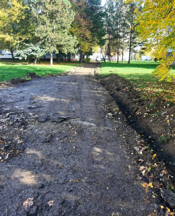 Rekonštrukcia chodníka na Třebíčskej ulici