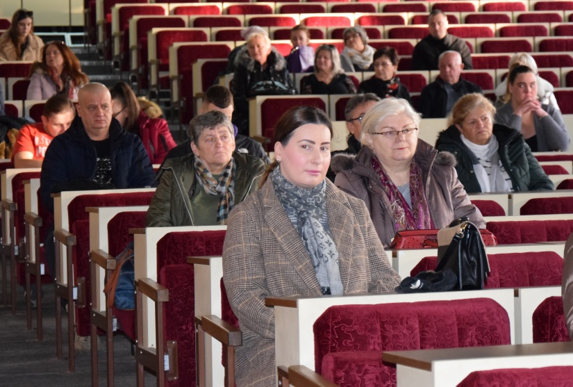 REFERENDUM: členovia i zapisovatelia zložili sľub