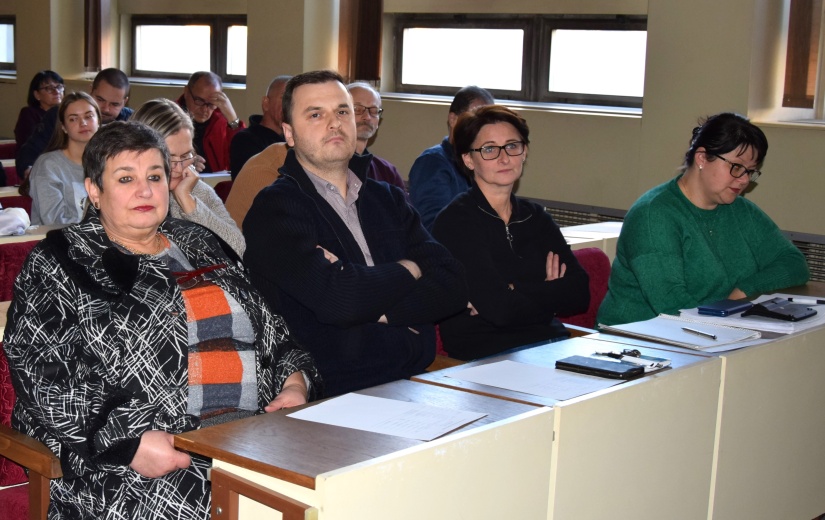 REFERENDUM: členovia i zapisovatelia zložili sľub